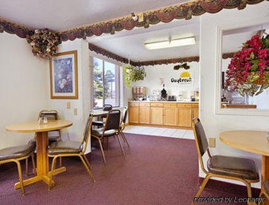 Days Inn By Wyndham Evanston Wy Restaurang bild